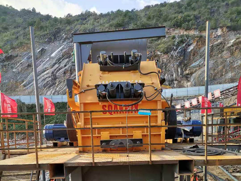 1520反擊式破碎機(jī) 1520反擊式破碎機(jī)